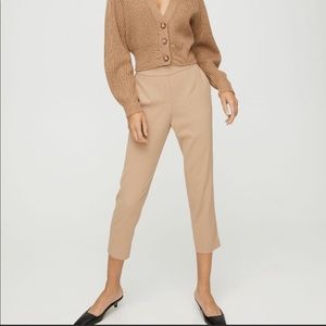 🆕Aritzia Babaton Conan Pant